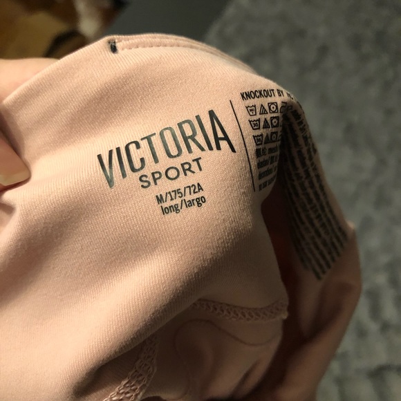 Victoria’s Secret sport leggings - Picture 3 of 3